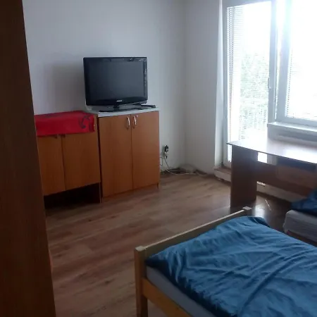 Ubytovanie Pre Robotnikov Pansiyon Moravany nad Váhom